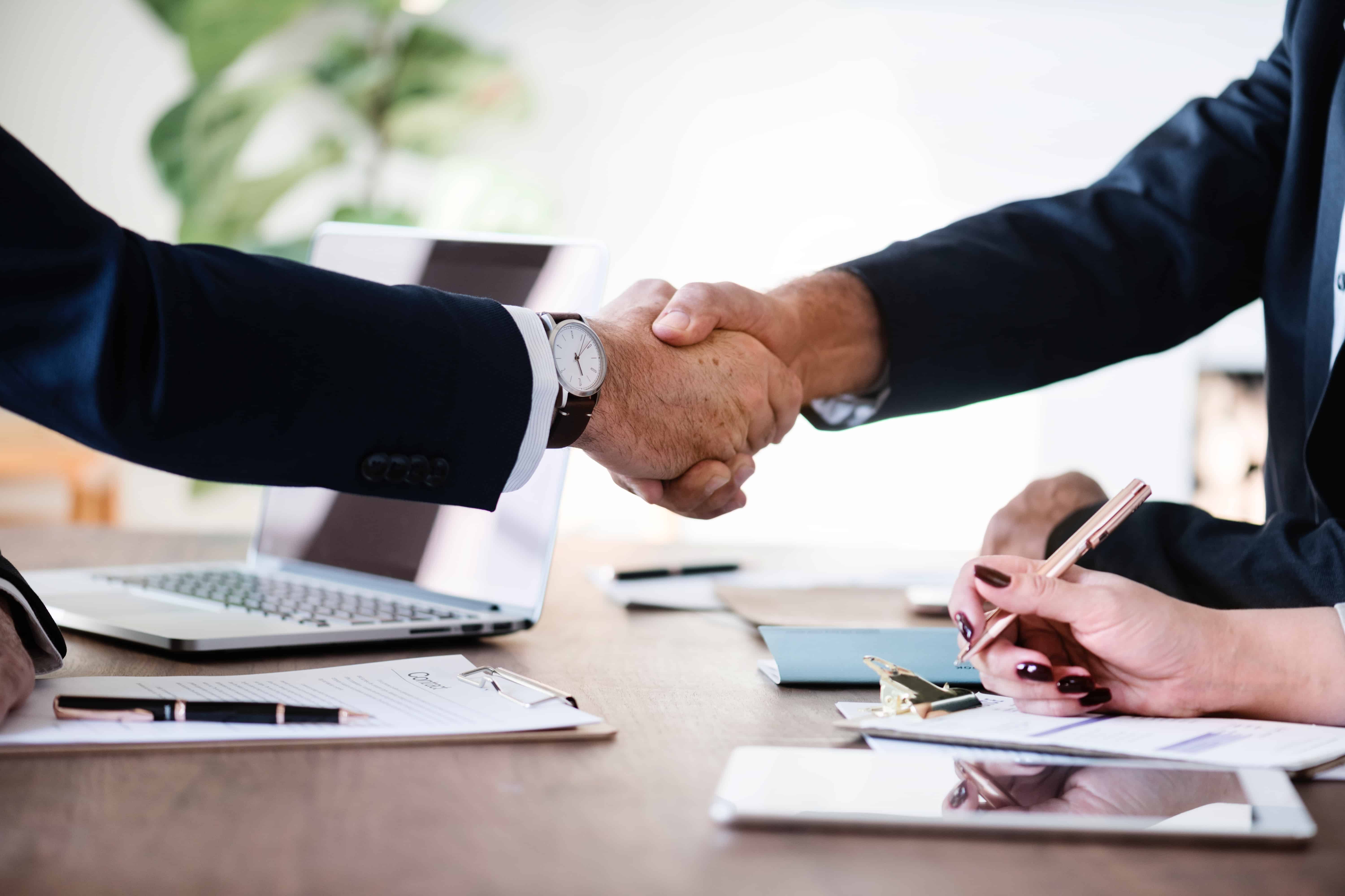 Read more about the article WHY YOUR STARTUP SHOULD BE USING ACCREDITED INVESTORS